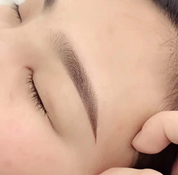 开运眉男生野生眉